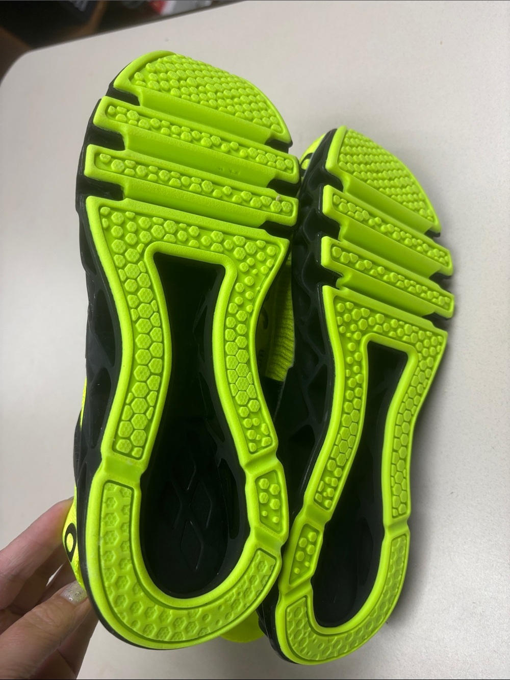 Just So So Neon Yellow Women's Blade Athletic Running Sneakers - Picture 5 of 7